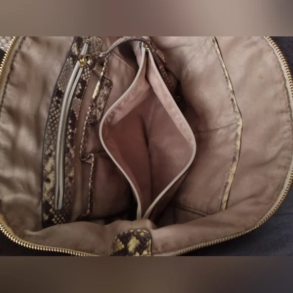 Michael Kors snakeskin purse - Picture 8 of 16